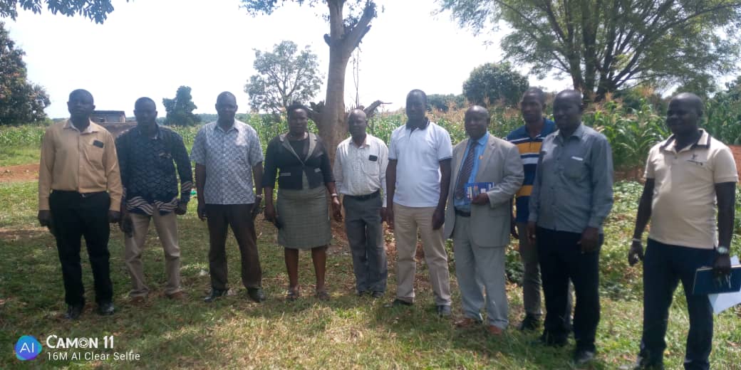 Graduation for EMANZI men at Wankole Sub County headquarters. "EMANZI" is another word meaning male involvement in SRHR activities. Under the RISE project, funded by FHI360 under the UK AID. This came up purposely to improve the uptake of Family Planning services, reduce teenage pregnancies, Gender Based violence in the district. In this approach, over 250 men have been trained and have today graduated as totally changed men. Thanks to FHI360 for the intervention Graduation for EMANZI men at Wankole Sub County headquarters.